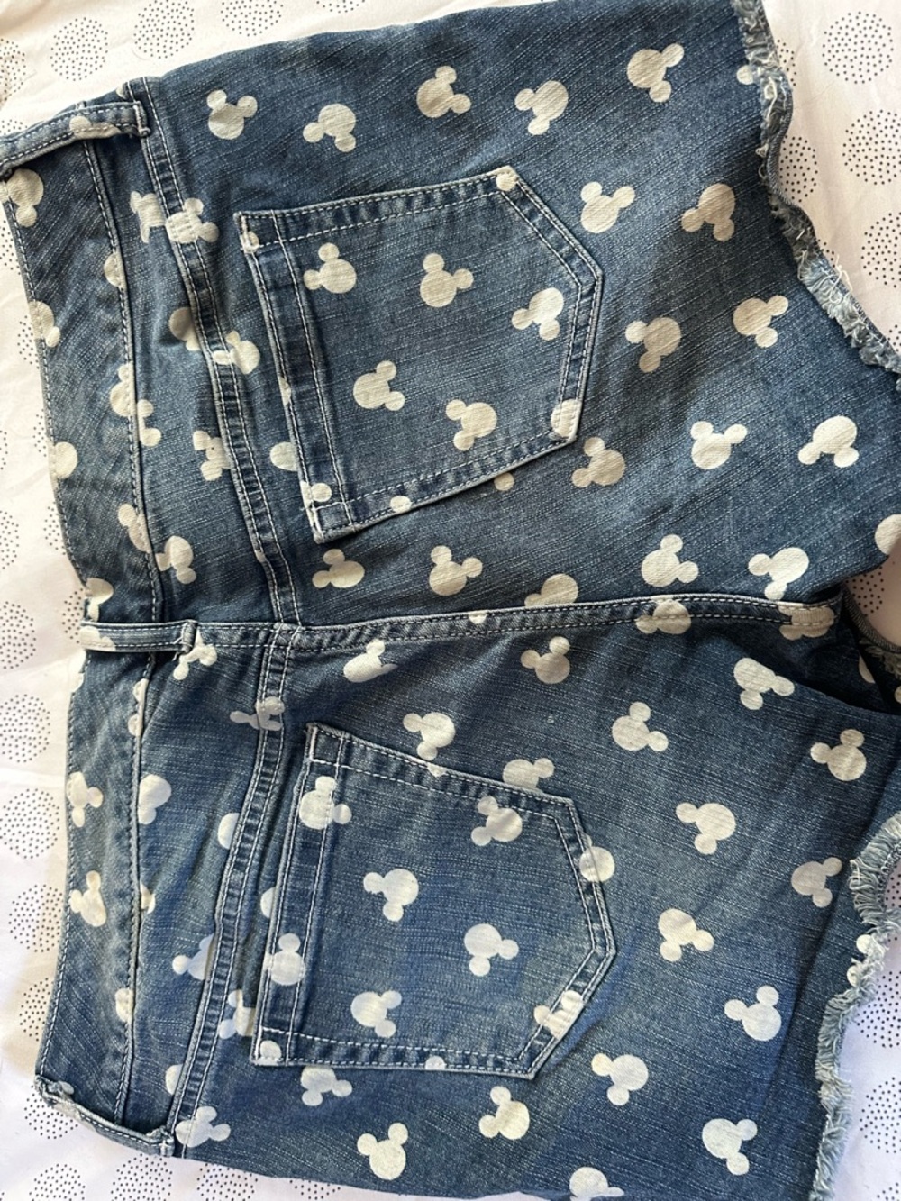 Torrid Disney Mickey Mouse denim shorts - Picture 4 of 4